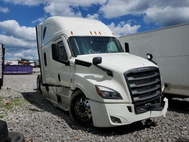 2022 Freightliner Cascadia 126 Semi Truck