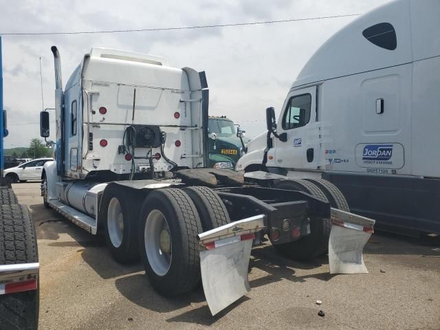 2007 Freightliner Conventional Coronado 132