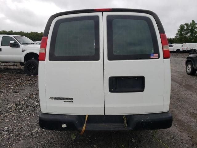 2015 Chevrolet Express G2500