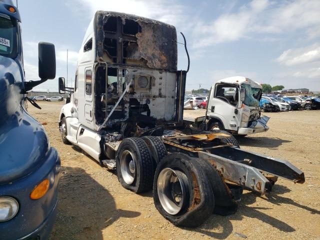 2022 Kenworth Construction T680