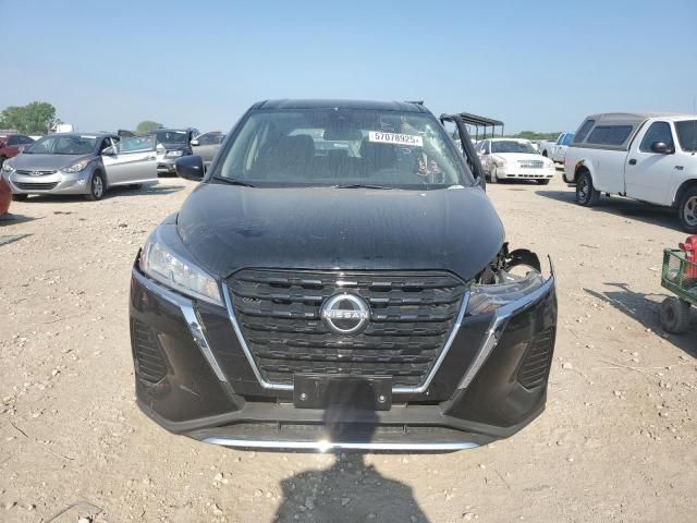 2024 Nissan Kicks S