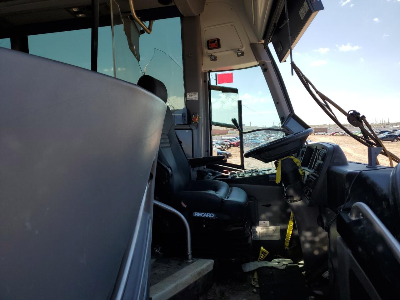 2024 Motor Coach Ind Inc 2024 Motor Coach Industries D4020/D4520