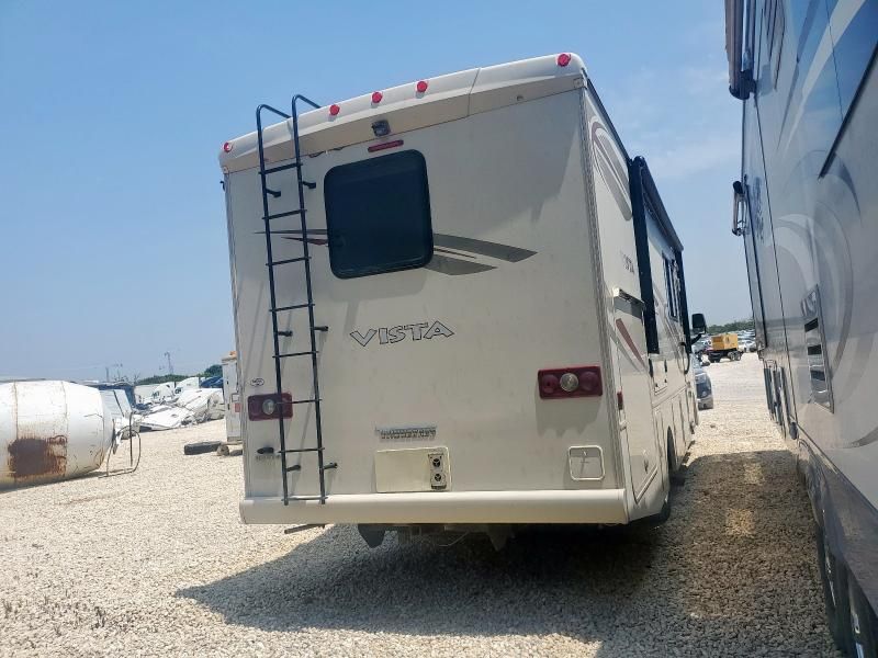 2017 Winnebago 2017 Ford F53