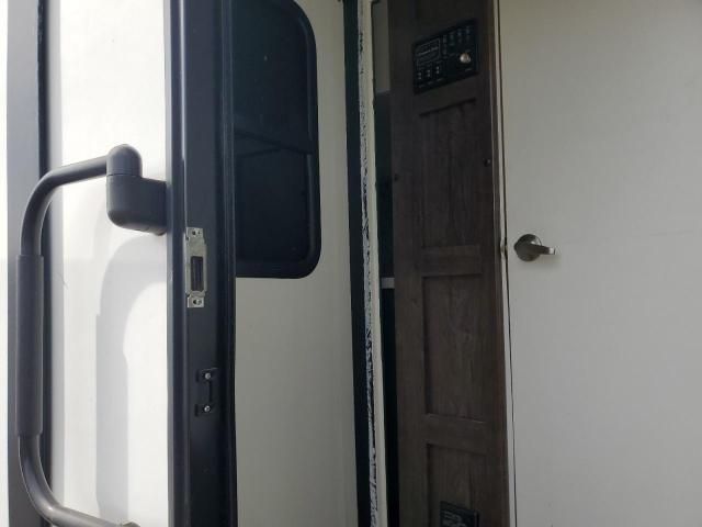 2020 Cruiser Rv Radiance