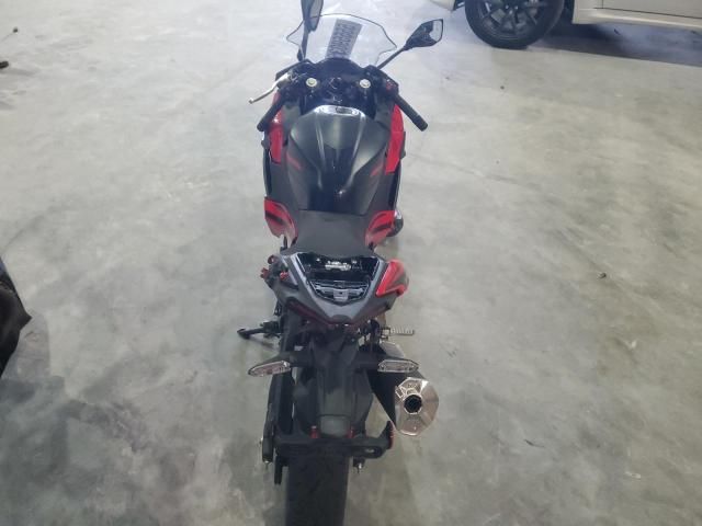 2025 Kawasaki EX500 A