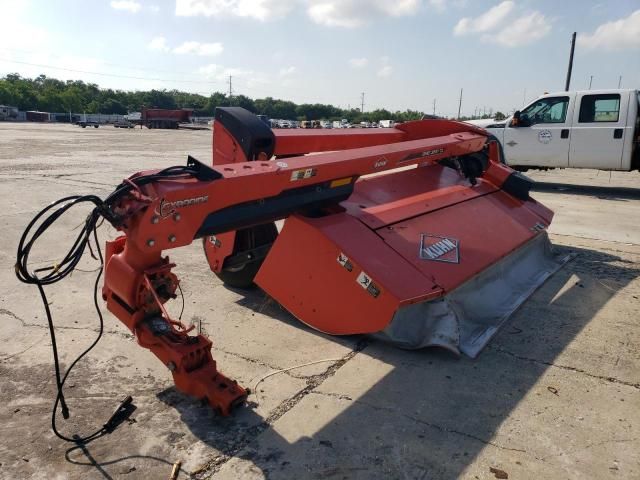 2020 Kuhn GMD3551TL Disc Mower