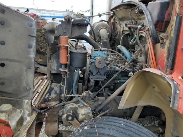 1990 International 7000 7100