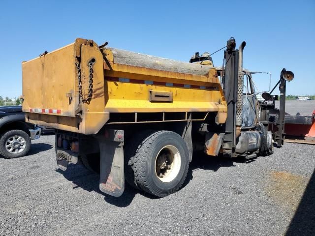 2002 International 4000 4900