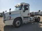 2013 Freightliner Cascadia 125 Semi Truck