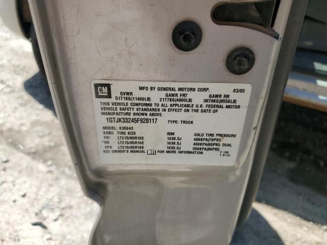2005 GMC New Sierra K3500