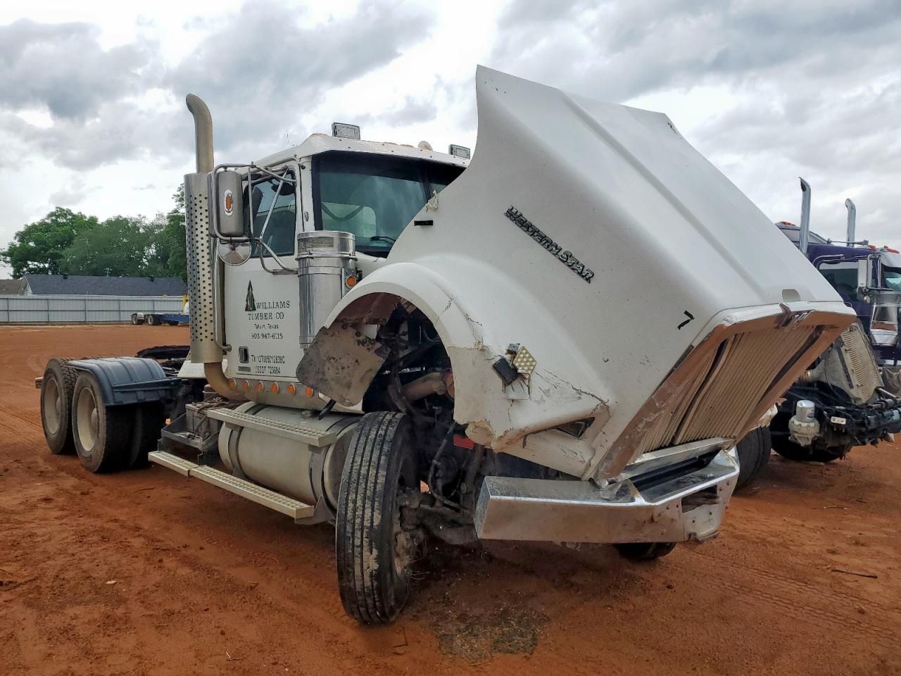 2015 Western Star 2015 Western Star 4900 Semi Truck