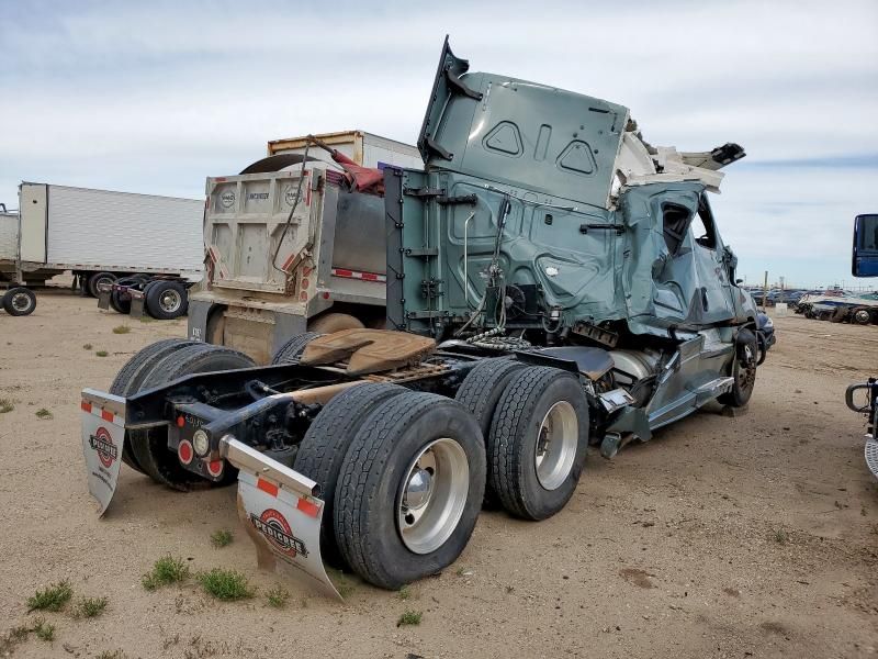 2020 Freightliner Cascadia 126 Semi Truck