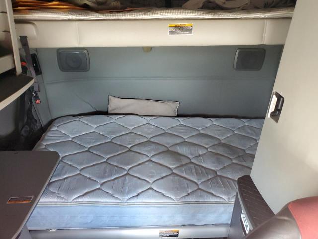 2020 Kenworth T680 Semi Truck