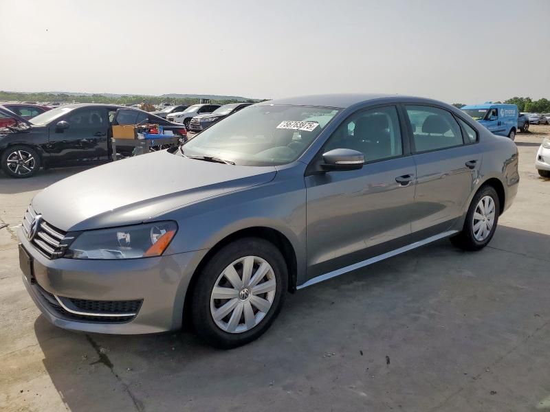 2013 Volkswagen Passat S