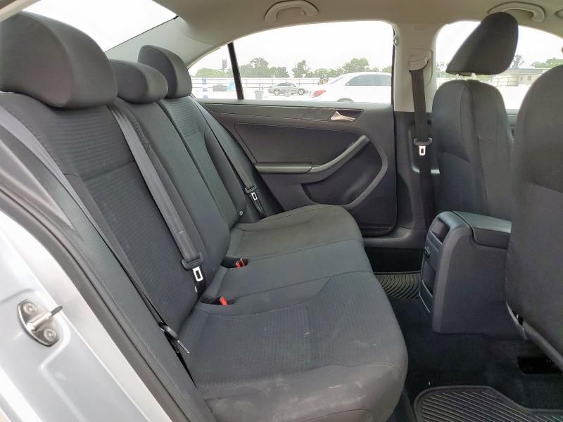 2015 Volkswagen Jetta Base