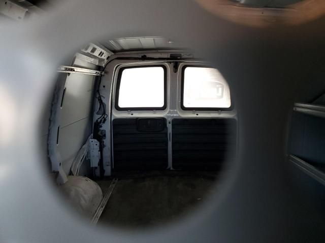 2021 Chevrolet Express G2500