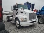 2016 Kenworth T300 Semi Truck