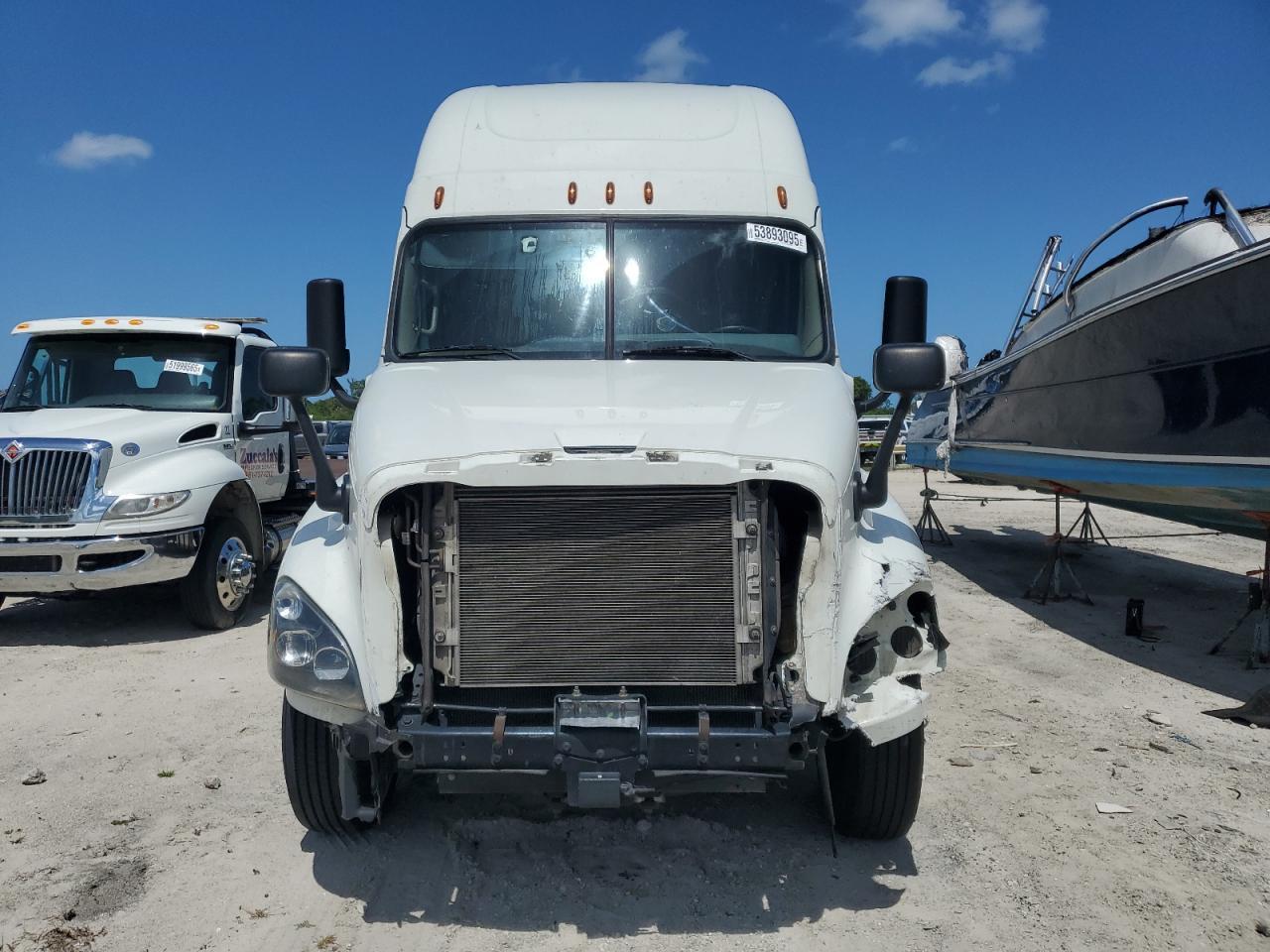 2018 Freightliner Cascadia 125