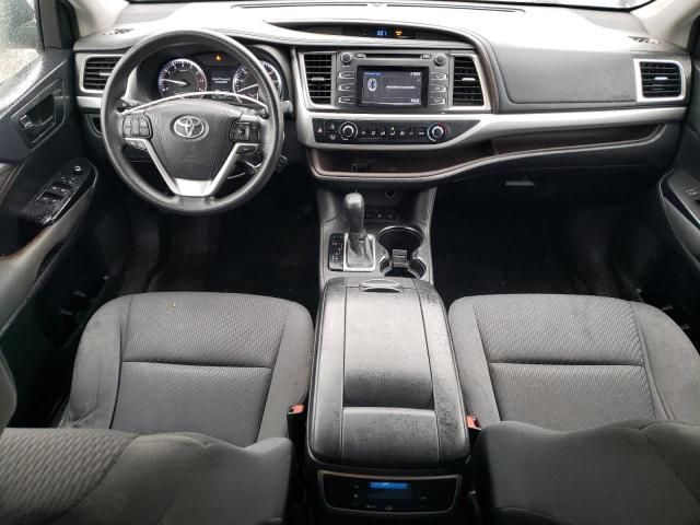 2016 Toyota Highlander LE