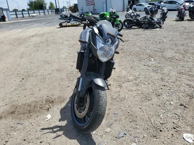 2013 Yamaha FZ8 N
