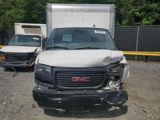 2021 GMC Savana Cutaway G3500