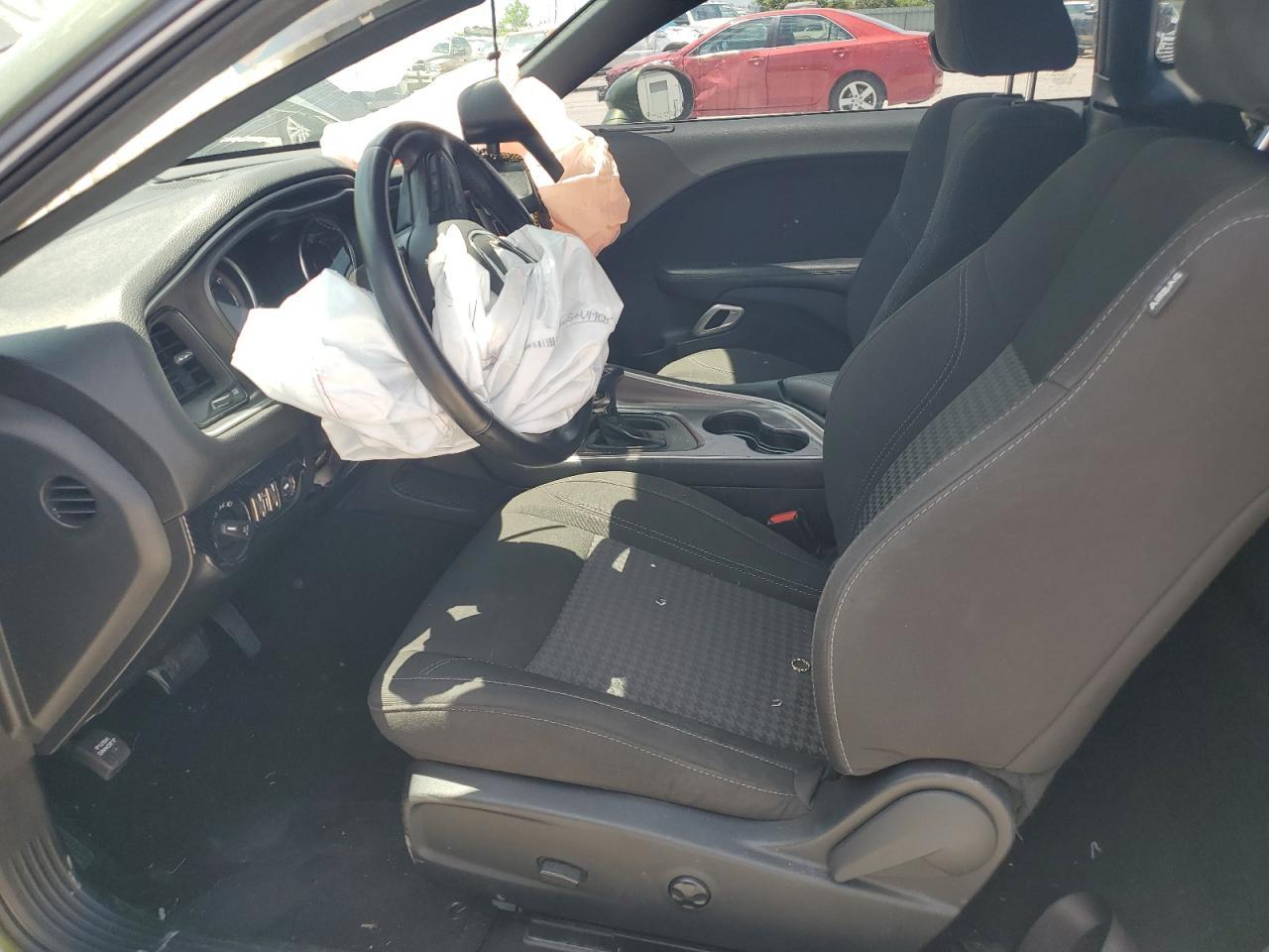 2021 Dodge Challenger sxt