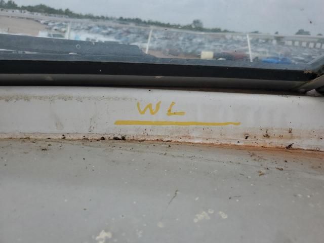 2000 Four Winds Boat