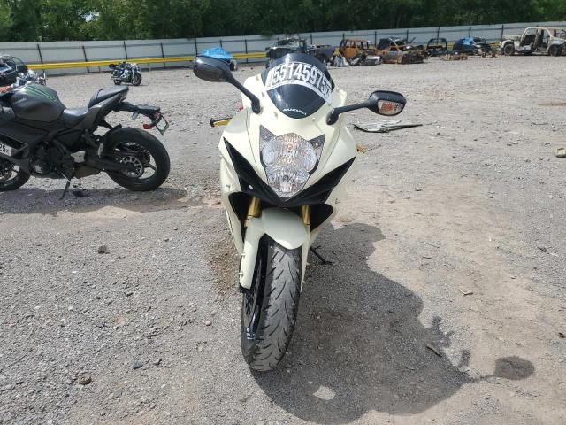 2017 Suzuki GSX-R750
