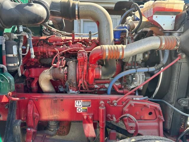 2017 Peterbilt Tractor 389