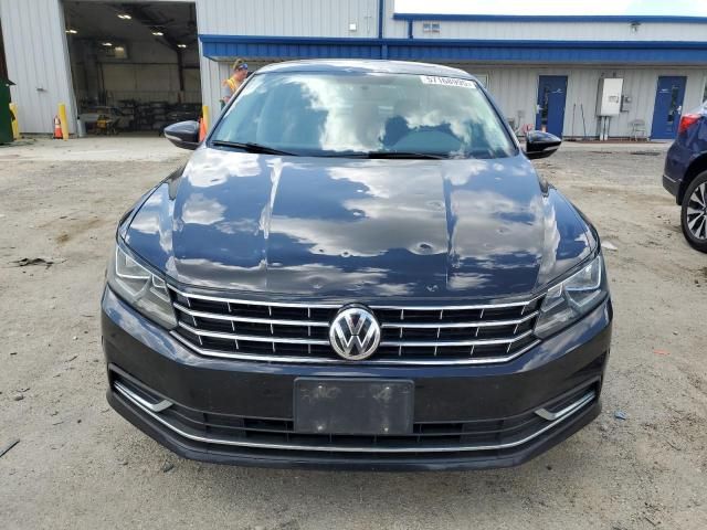 2017 Volkswagen Passat SE