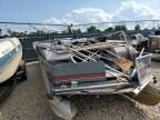 1990 Sun Tracker Partybarge