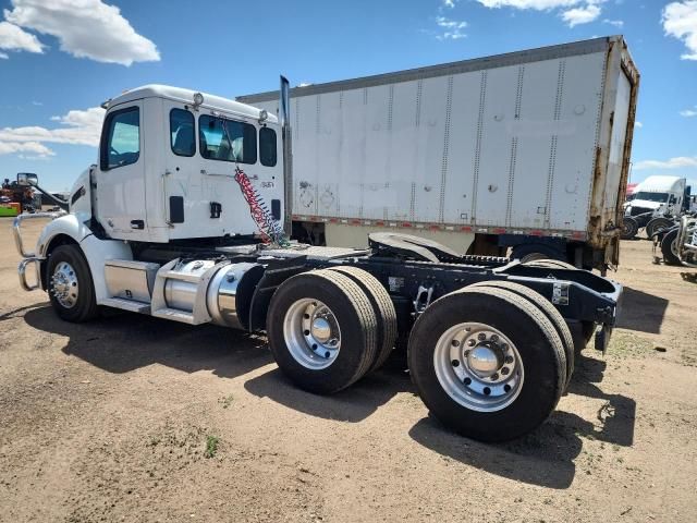 2024 Peterbilt 579 Semi Truck