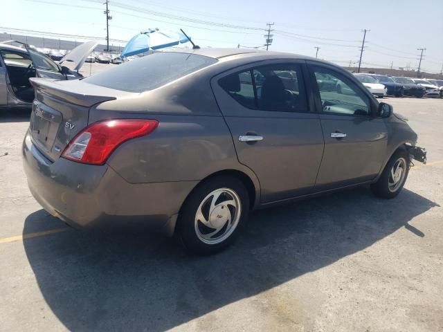 2014 Nissan Versa S