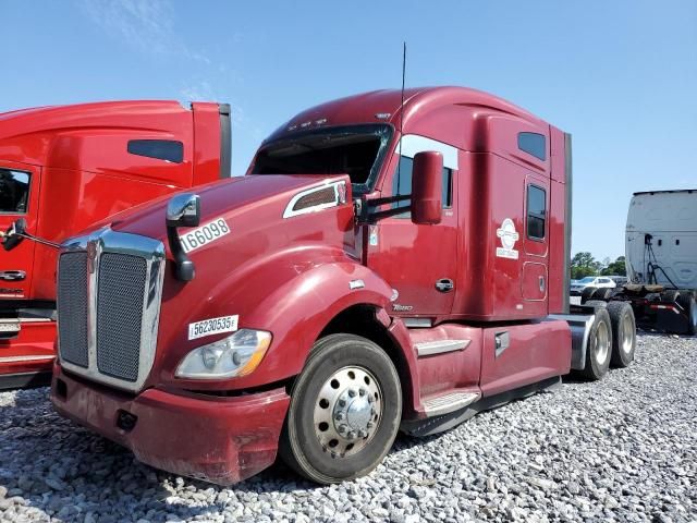 2017 Kenworth T680 Semi Truck