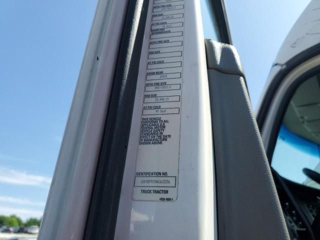 2017 Kenworth T680 Semi Truck