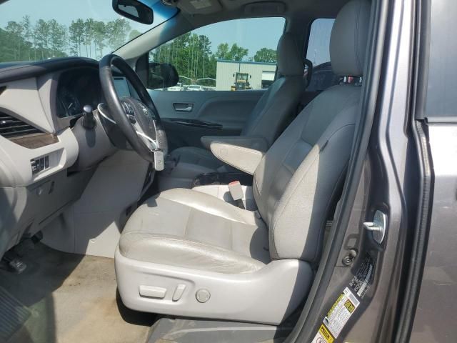 2015 Toyota Sienna XLE