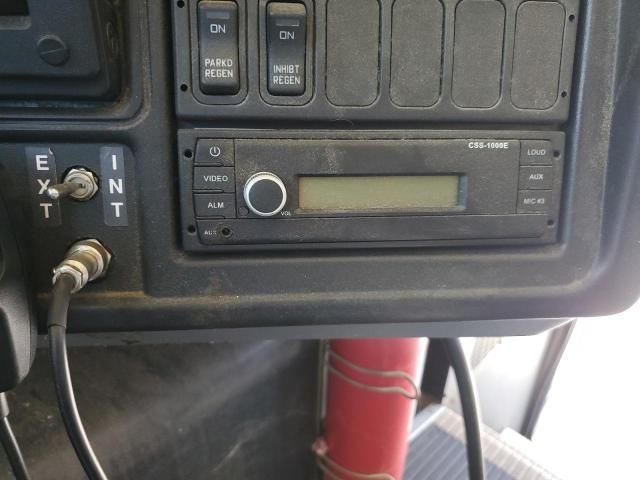 2009 Ic Corporation 3000 CE