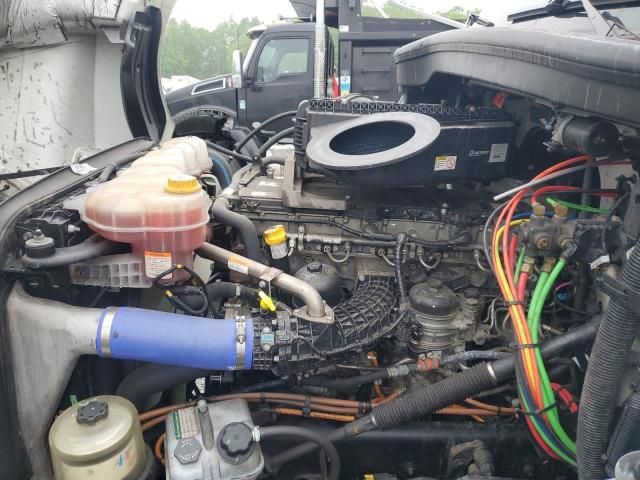 2023 Freightliner Cascadia 126 Semi Truck