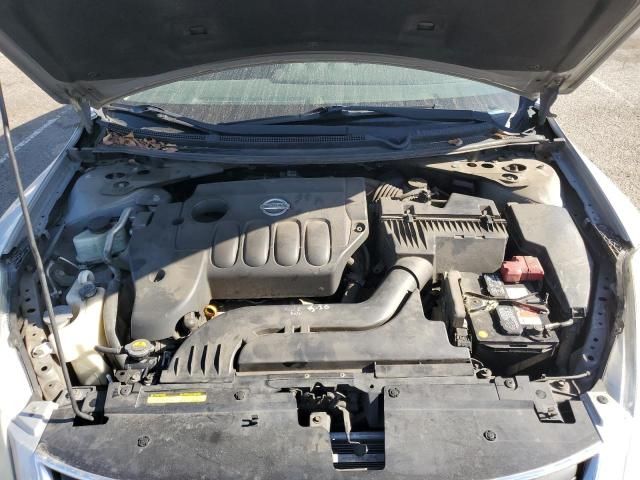 2011 Nissan Altima Base