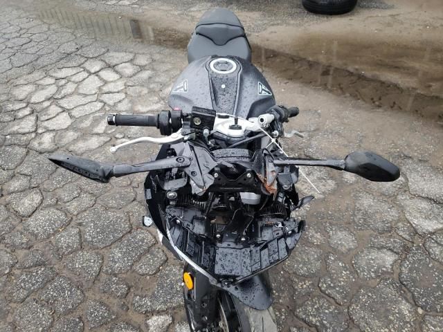 2025 Triumph Daytona 660