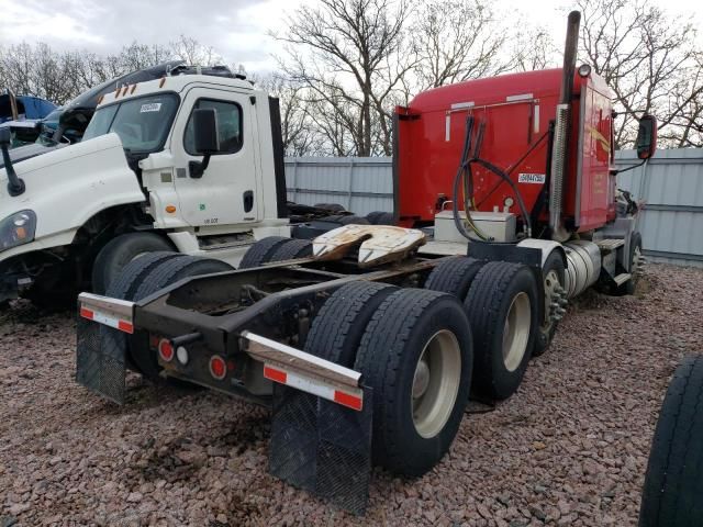 2013 Mack CXU613 Semi Truck