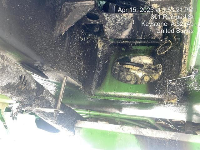 2010 John Deere 4930