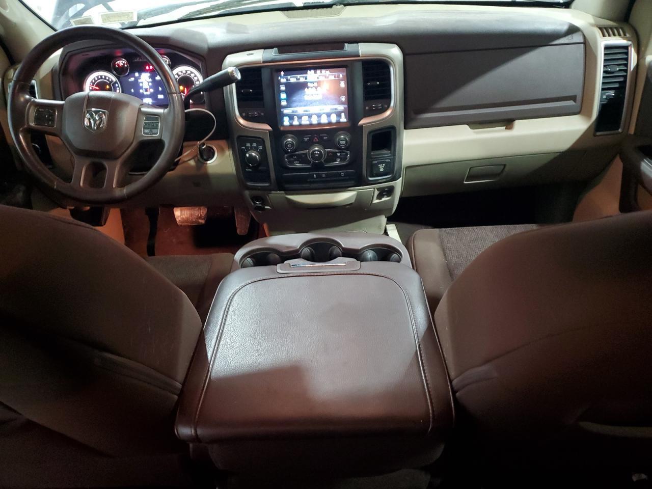 2013 Dodge RAM 1500 SLT