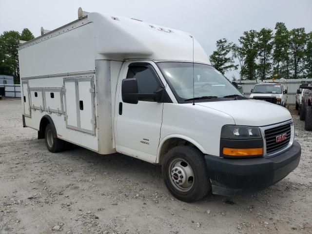 2023 GMC Savana Cutaway G4500