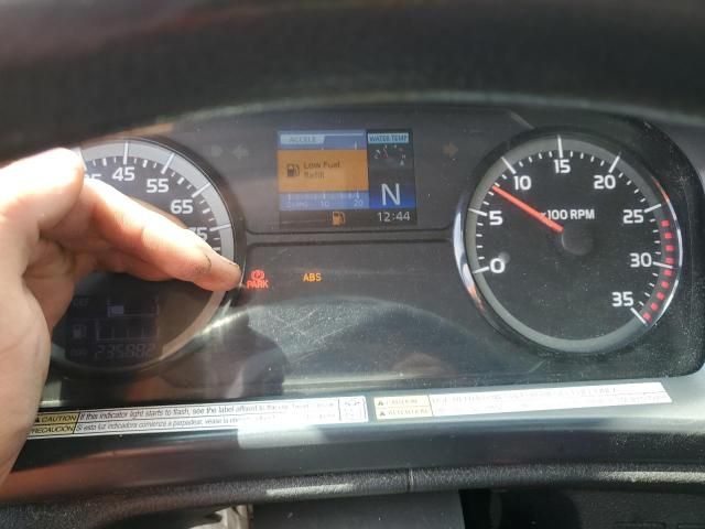 2015 Hino 258 268