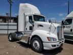 2013 Kenworth T600 Semi Truck
