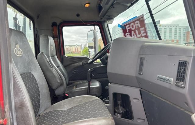 2013 Mack 600 CXU600
