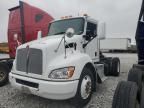 2016 Kenworth T300 Semi Truck