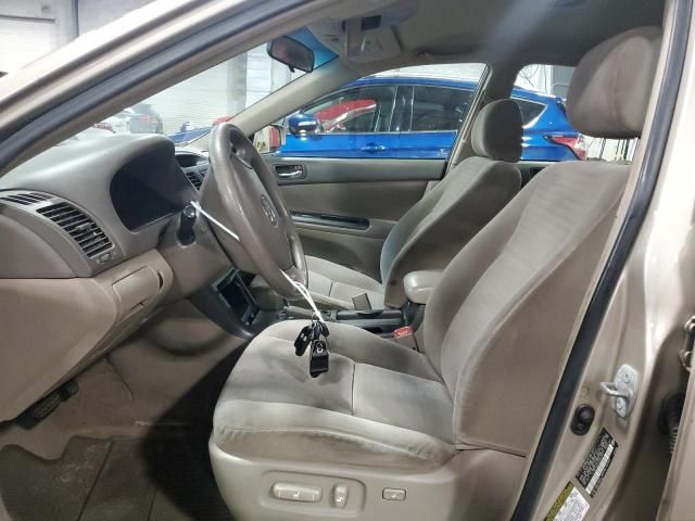2005 Toyota Camry LE