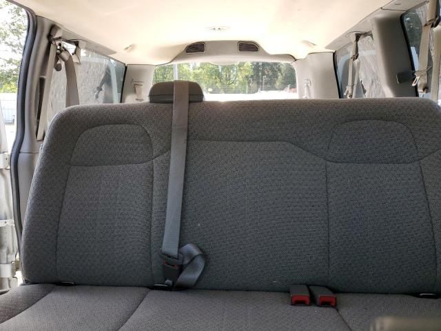 2013 Chevrolet Express G2500 LS